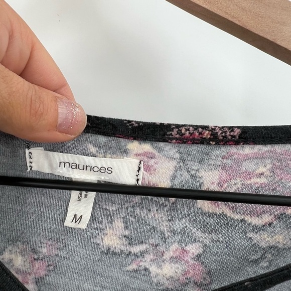 Maurices Black Floral & Lace Blouse Ladies Medium - Picture 4 of 5